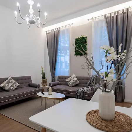 Vienna My City Apartment Family Room