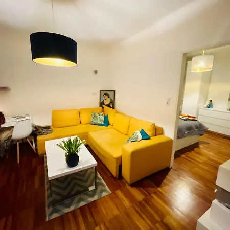 Апартаменты Cosy Flat With Huge Terrasse! Long Or Shortterm