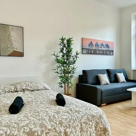 50 M2 Apartment With Free Parking & Netflix