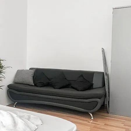 Stylish 2-Br Apartment In Vienna'S Simmering Area