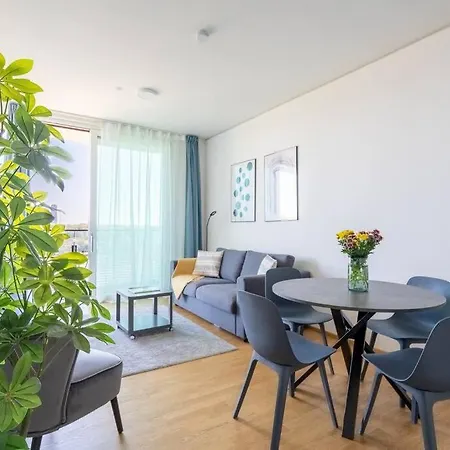 Apartmán Hm • Modern 1Br Vista At Danube