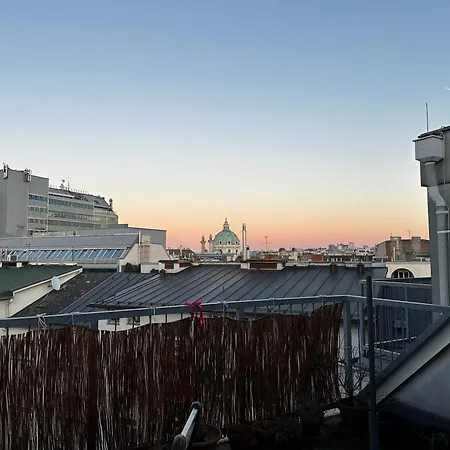 Luxurious 110M2 Apartment In The City Center 10 Min Walk To Stephansplatz