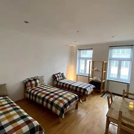 Wohnung In Rudolfsheim-Fuenfhaus