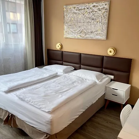 Stylish Home Near City Center