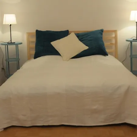 Completely Renovated Apartment Top 16 - Easy Self Check In