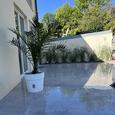 Gardenloft No2 Apartment
