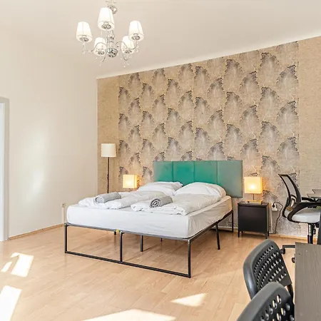 Vienna Getaway -2Br Apartment Central & Comfort