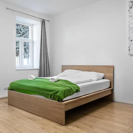 Lovely 2Br Shared Apartment, Enkplatz U3, 15Min To Center