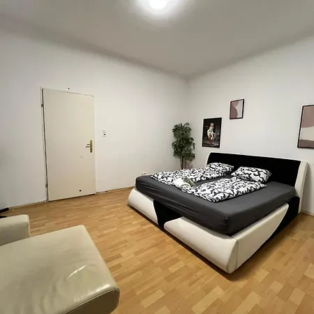 Sweet 1Br Apartment, Enkplatz U3 15Min To Center
