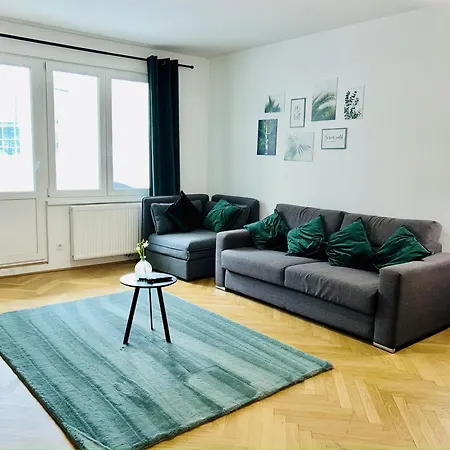 Green Prater Apartment