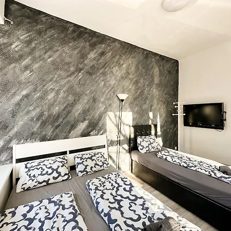 W Apartment - Brigittenau Area Mm7