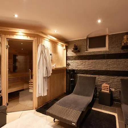 Exclusive 3Bd Chalet In Premium Location Of Vienna W/ Sauna Swimming Pool Jaccuzi