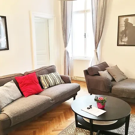 Vienna Mariahilfer Apartment