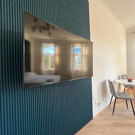 Apartment Schoenbrunn Near Metro
