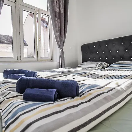 Comfortable Accommodations In The Alterlaa Area Lv5