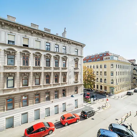 Zeus Design Apartments Schoenbrunn