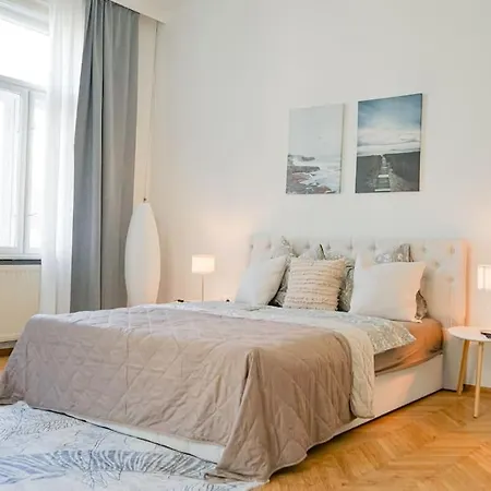 Charmante Altbauwohnung 72Qm