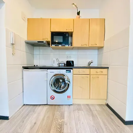 Cute 1Br Apt - 10 Mins Walk From Downtown