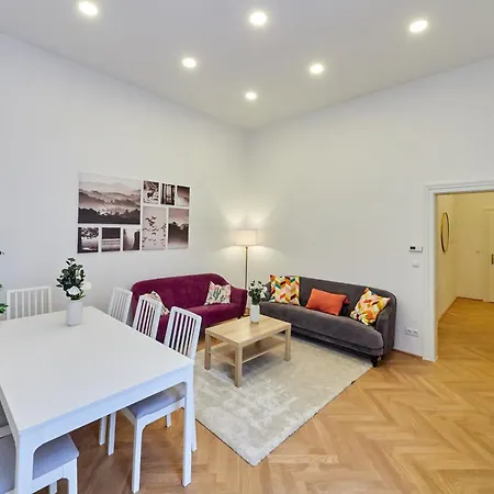 Central Premium Apartment Bg