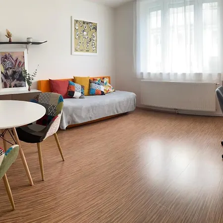 Cosy Vienna Home