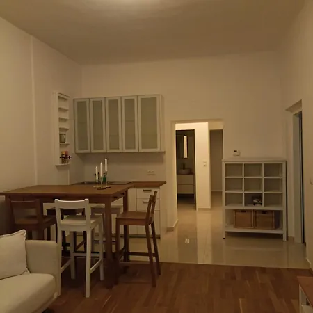Hotel 170Sqm With Private Garden