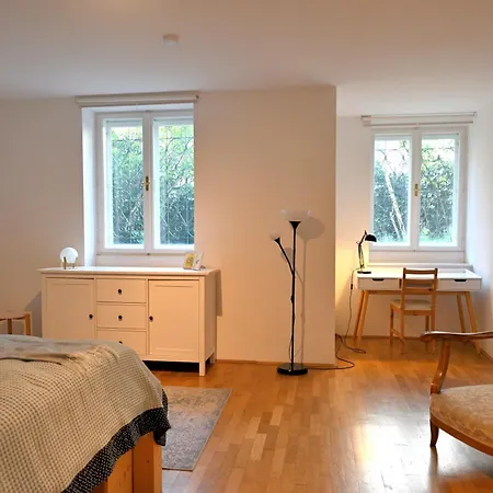 Vienna Garden Retreat Apartment