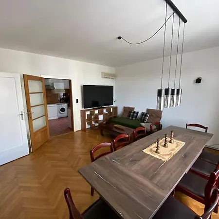 Herrenhaus Hoeniger Flughafen 11Min/Wienmitte 12Min
