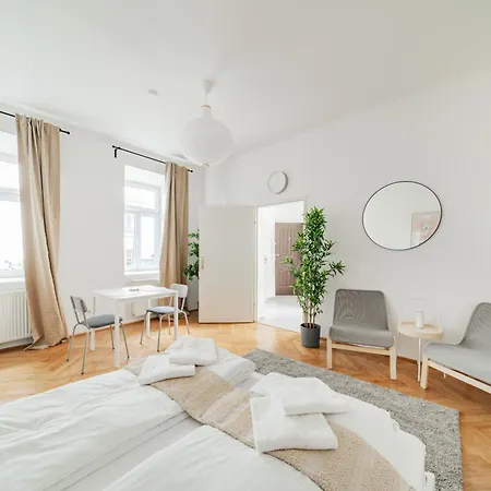 Urbane Kleine Unterkunft