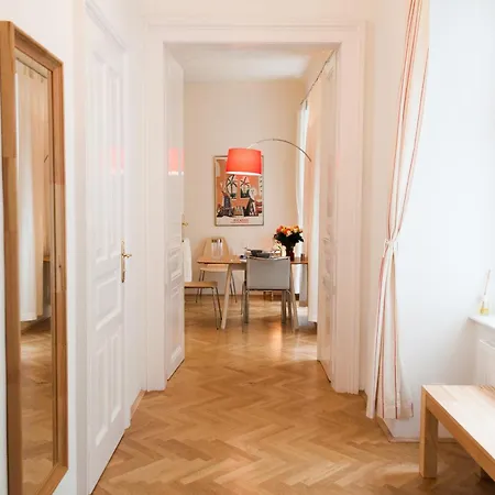 Home One Bedroom Apartment In Vienna