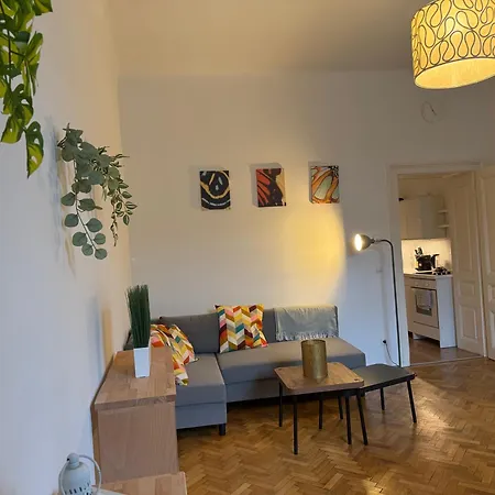 Modern, Zentral & Cosy Wohnen In Doebling, Dem Schoensten Bezirk Wiens - Free Parking
