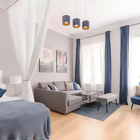 Relocation Or Expats, Only Long Term Stay! 2 Min To U4 Rossauer Laende