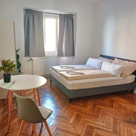 Apartment Lerchenfelder Strasse