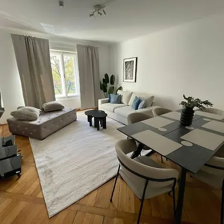 Tranquil City Retreat