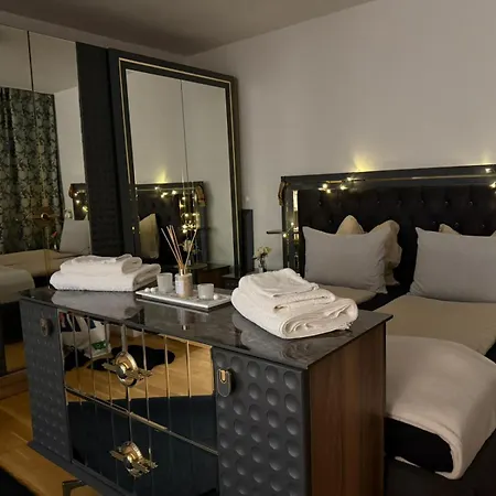Royal City Loft Apartment