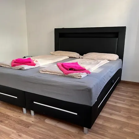 Comfortable 3Br Apt Prime Location In Vienna