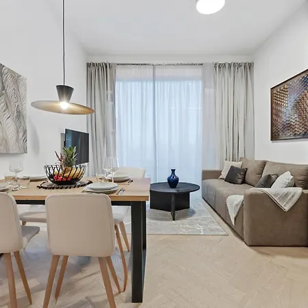 Gt7 Apartments District 9 - Managed By Sky9 Apartments