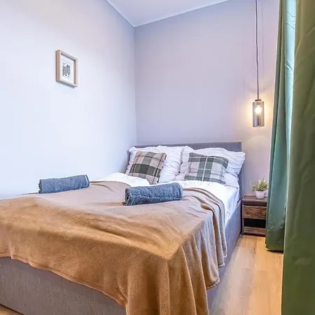 Spacious Shared Apartment Schoenbrunn