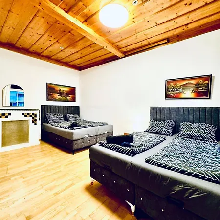 Amazing 4Br Shared Apartment 10 Minute Walk To Fac Platz