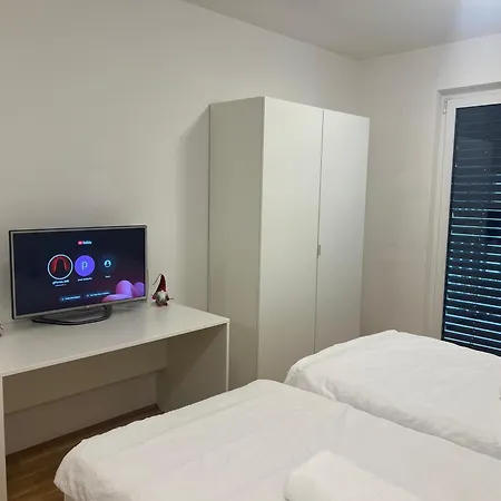Vienna Rxm Apartments