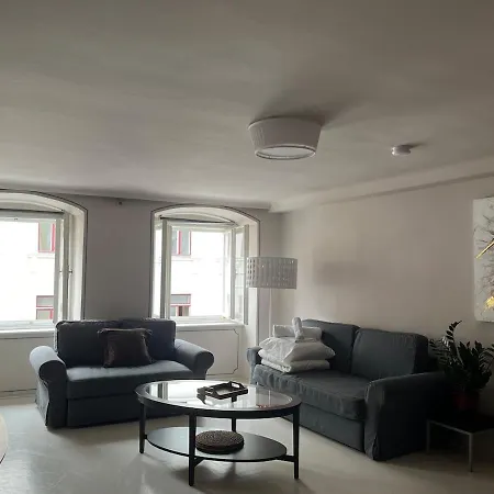 Stylish 4Th-Floor Apartment In Vienna