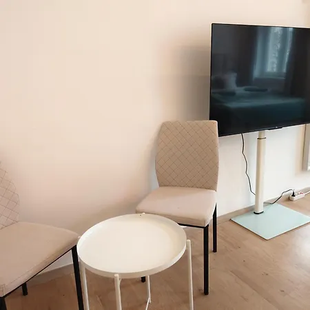 The Mint Apartment - Schoenbrunn Palace
