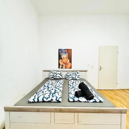 Comfy 1Br Apt For 4, 10Min Transport To Stadthalle