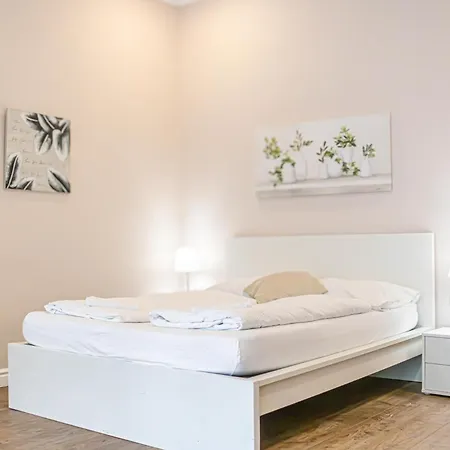 Stylish Apartment Wiener Stadthalle