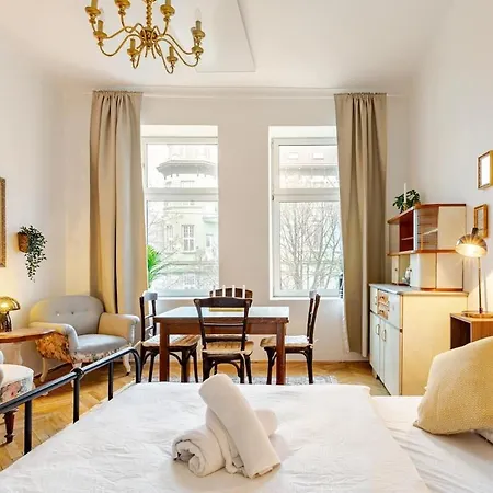 Apartment In Quiet Location Near Center