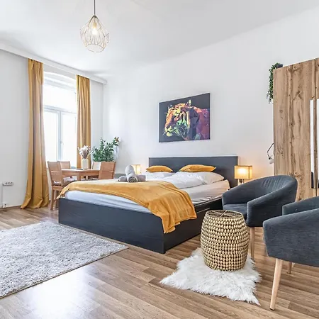 Explore Vienna: 1Br Retreat Near Westbahnhof