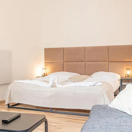 Inviting Economy 1Br Apt. With The Best Location