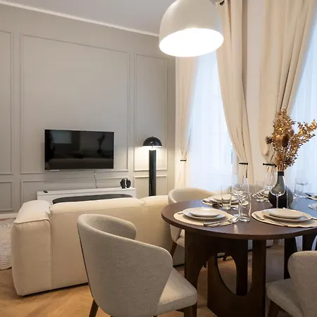 Stylish & Modern 90M2 Flat In Prime Location Apartamento