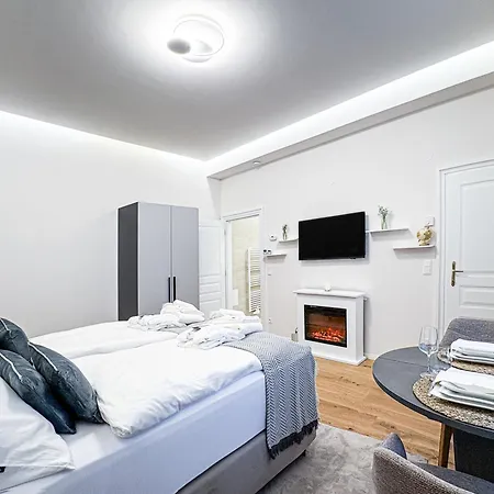 Apartment Noble