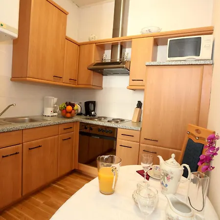 Mozart Apartments