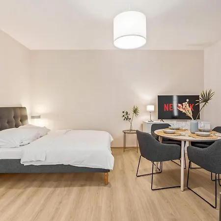 Ferienwohnung Guest Favorite Quite Retreat Walk To Center